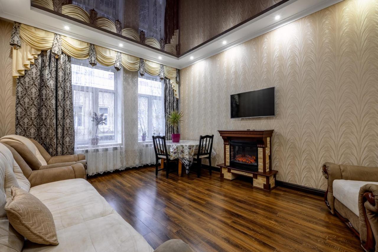 Noviy Svit 4 Apartments Lviv Exterior photo